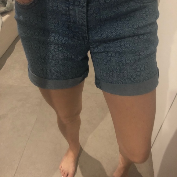 Liverpool Pattern Jean Shorts - Picture 2 of 5